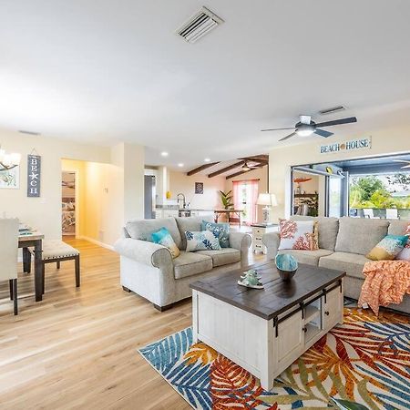 Englewood, Manasota Keys - 2 Bedroom Luxury Villa, Pool, Game Room, 6 Min To Beaches Next To Canal Exterior photo