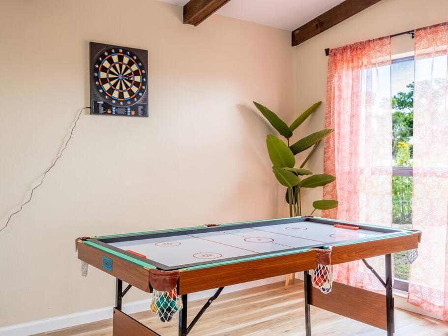 Englewood, Manasota Keys - 2 Bedroom Luxury Villa, Pool, Game Room, 6 Min To Beaches Next To Canal Exterior photo