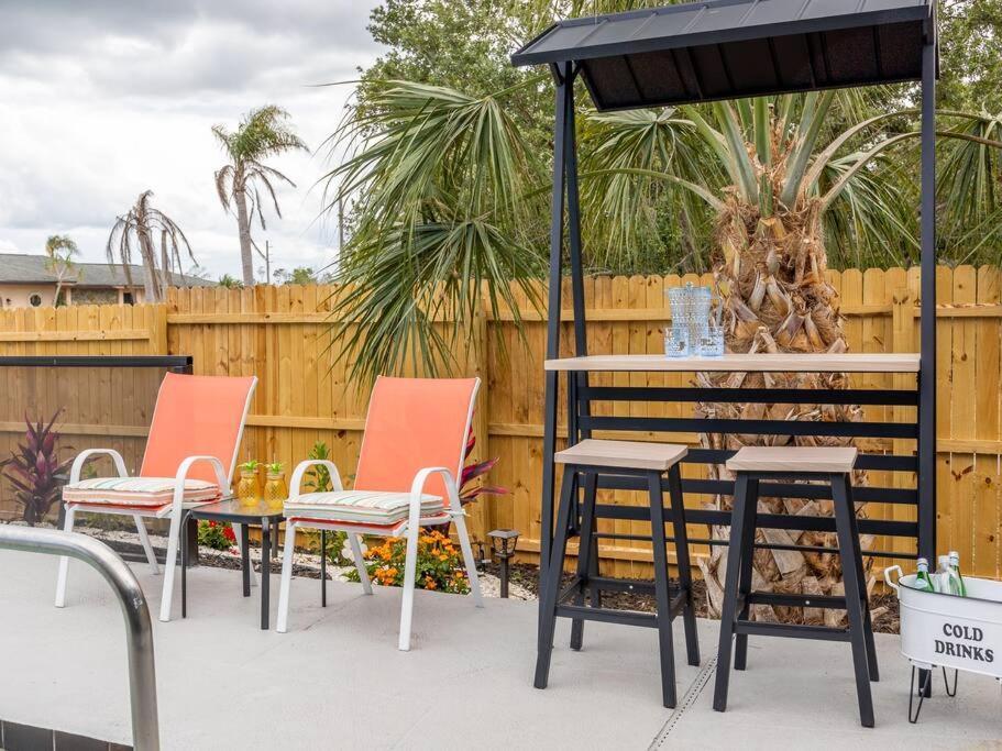 Englewood, Manasota Keys - 2 Bedroom Luxury Villa, Pool, Game Room, 6 Min To Beaches Next To Canal Exterior photo